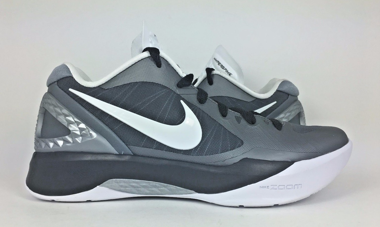 nike volley zoom